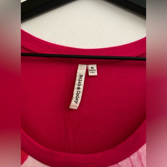 Belah & Codey women’s pink floral top,Size medium. - Picture 5 of 8